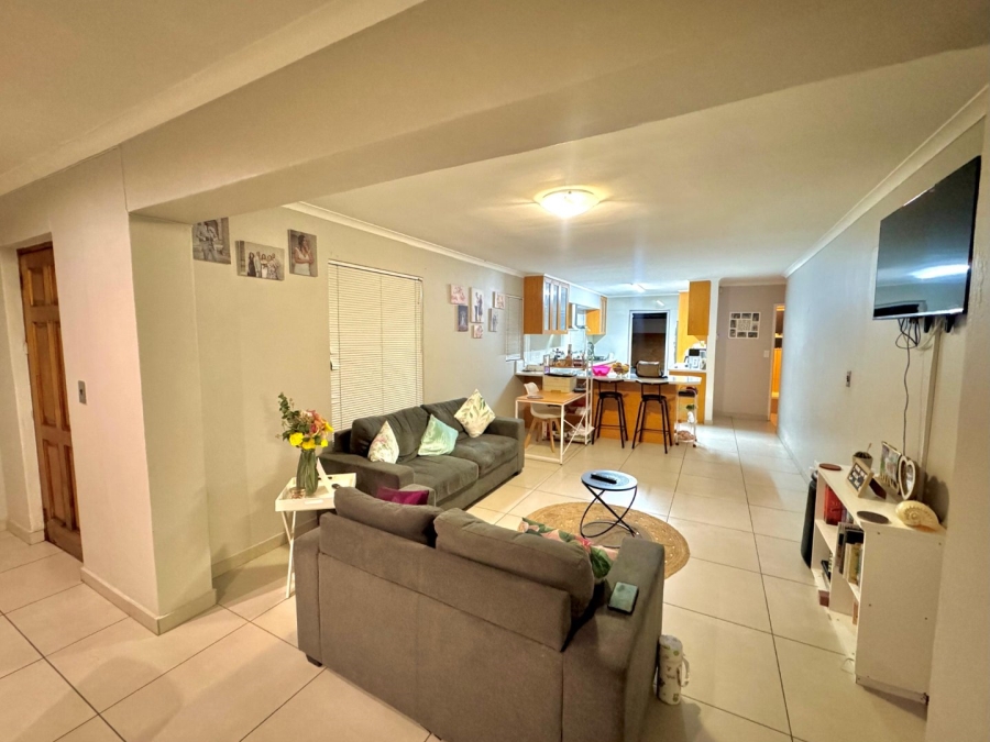 To Let 3 Bedroom Property for Rent in Wavecrest Western Cape